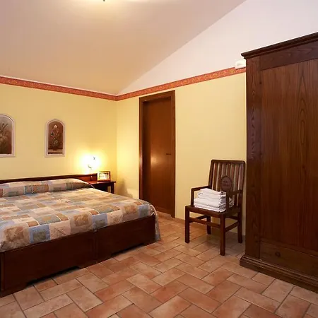 Casale Favilluta *